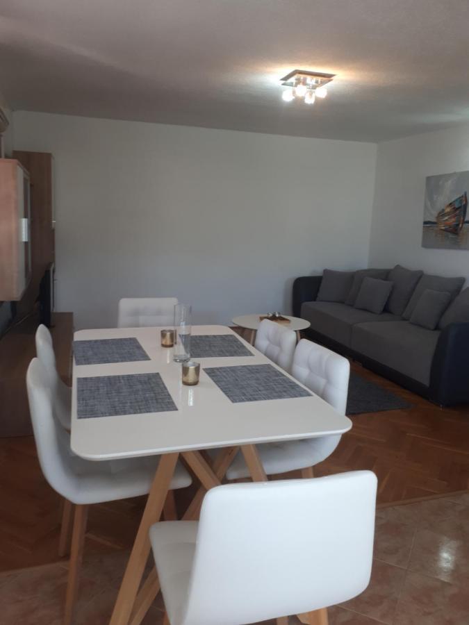 Apartmani Nikola Trogir Kamer foto